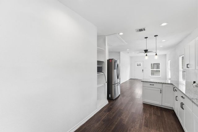 4217 Sterling Street, Houston, TX 77051