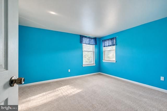 124 ALBEMARLE AVE, Trenton, NJ 08638
