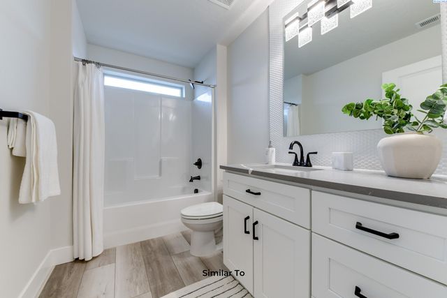 1616 Castlewood Ct, Grandview, WA 98930