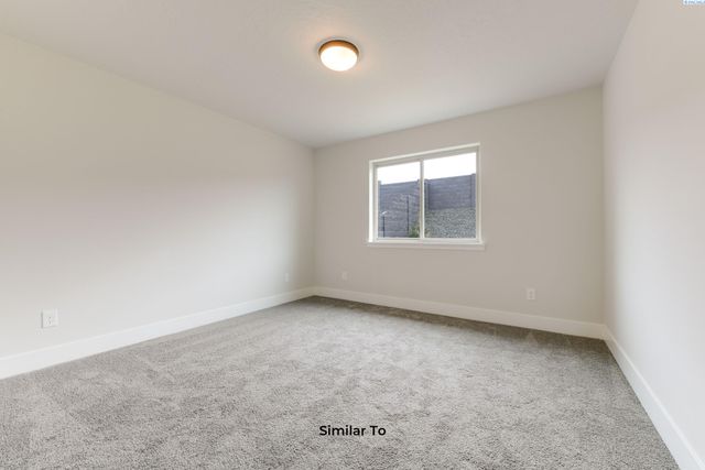 1616 Castlewood Ct, Grandview, WA 98930