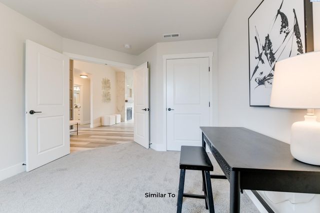 1616 Castlewood Ct, Grandview, WA 98930