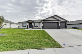 1616 Castlewood Ct, Grandview, WA 98930