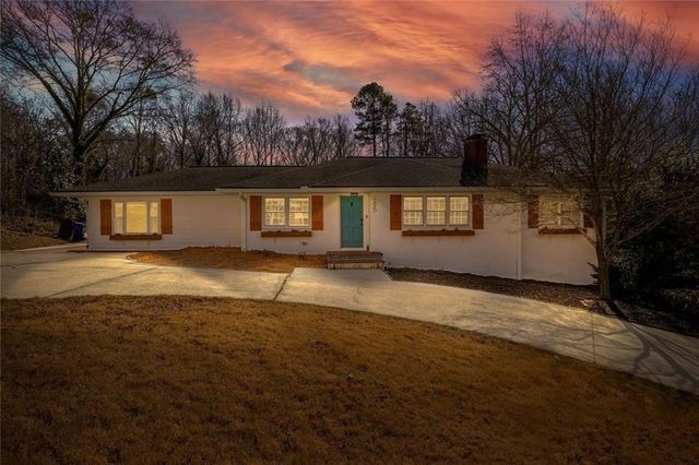 295 Oakland Drive, Gainesville, GA 30501