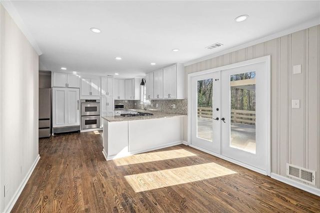 295 Oakland Drive, Gainesville, GA 30501