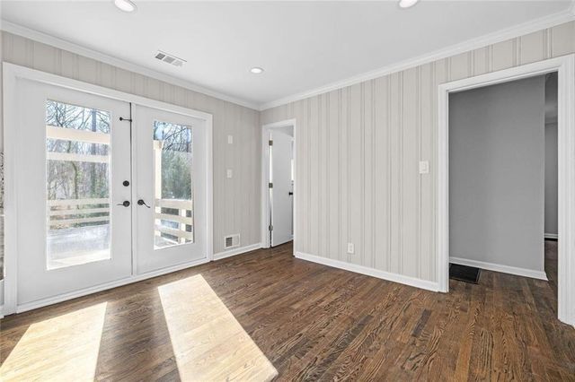 295 Oakland Drive, Gainesville, GA 30501