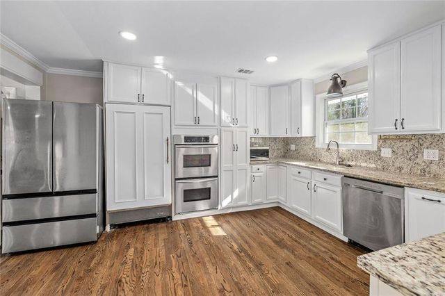 295 Oakland Drive, Gainesville, GA 30501
