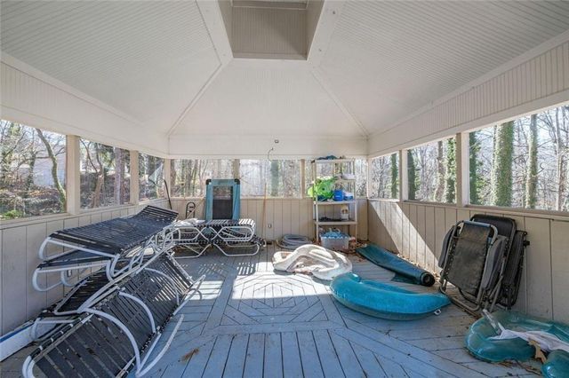 295 Oakland Drive, Gainesville, GA 30501