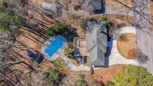 295 Oakland Drive, Gainesville, GA 30501