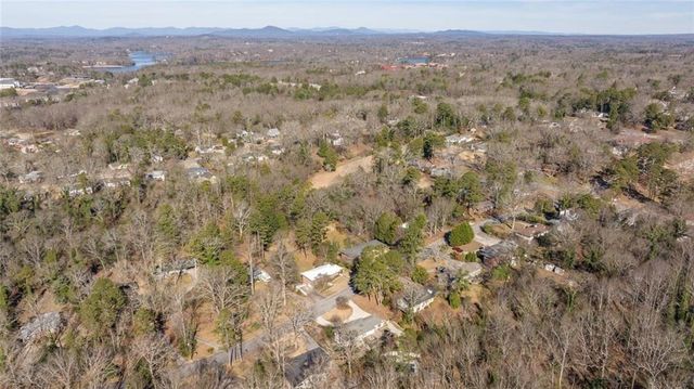 295 Oakland Drive, Gainesville, GA 30501