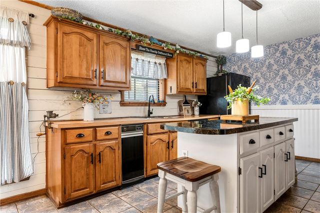 290 Odle Lane, Valley Mills, TX 76689