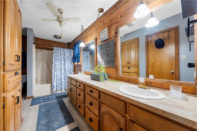 290 Odle Lane, Valley Mills, TX 76689