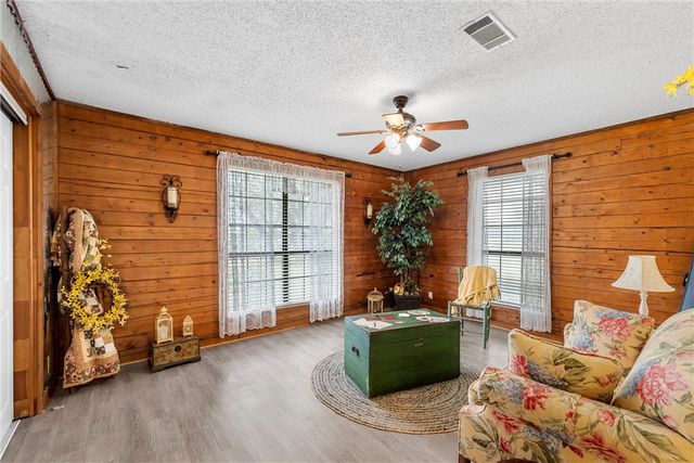 290 Odle Lane, Valley Mills, TX 76689