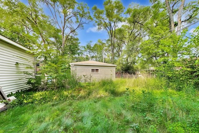 9615 S Bensley Avenue, Chicago, IL 60628
