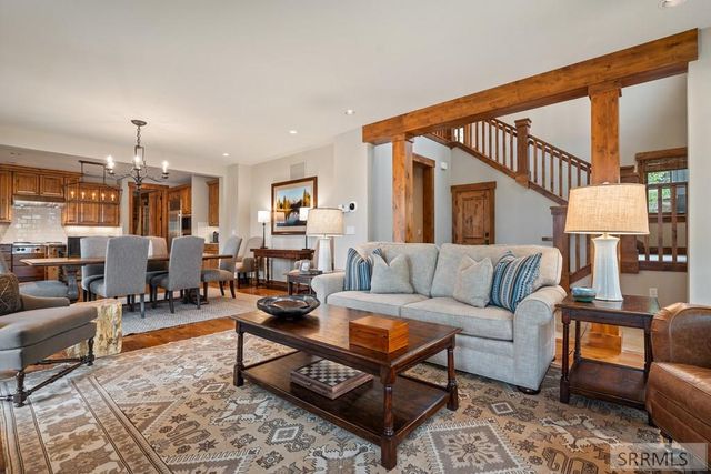 565 Woodland Star Dr, Driggs, ID 83422