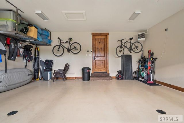 565 Woodland Star Dr, Driggs, ID 83422