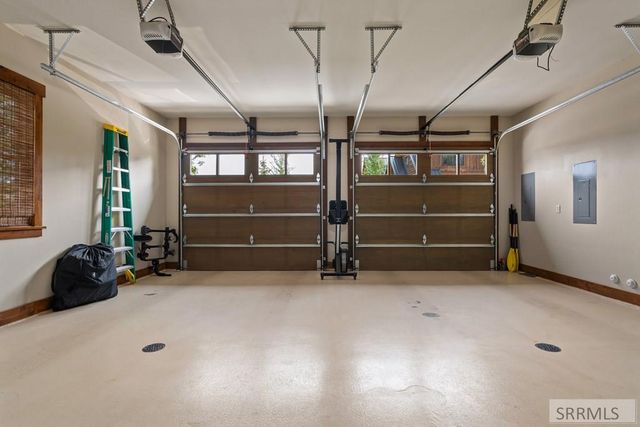 565 Woodland Star Dr, Driggs, ID 83422