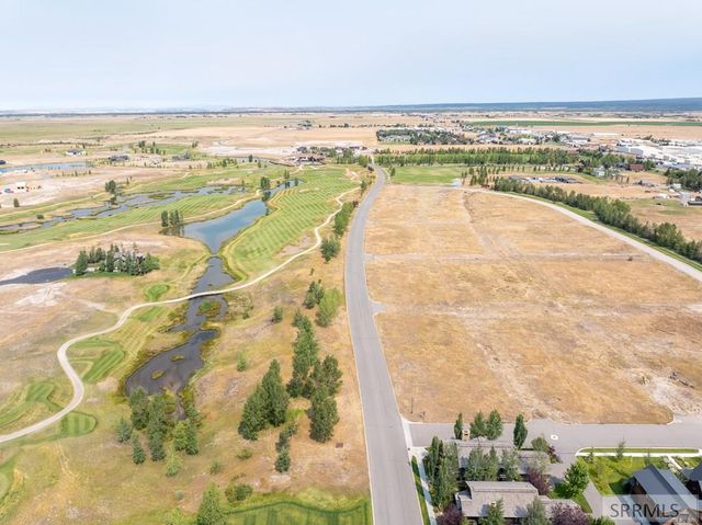 565 Woodland Star Dr, Driggs, ID 83422