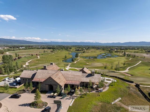 565 Woodland Star Dr, Driggs, ID 83422
