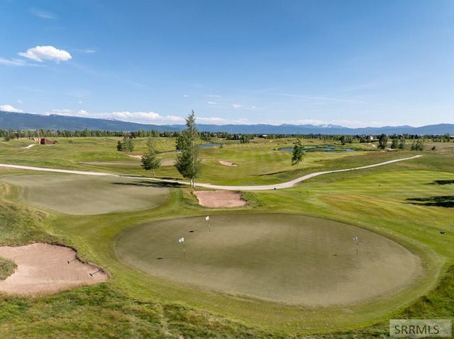 565 Woodland Star Dr, Driggs, ID 83422