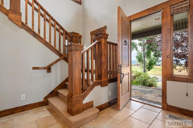 565 Woodland Star Dr, Driggs, ID 83422