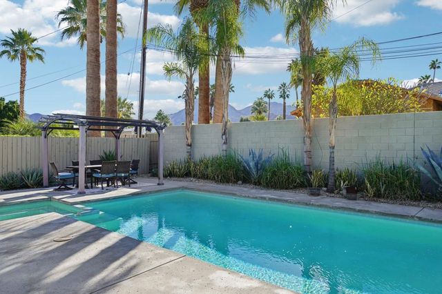74645 Yucca Tree Drive, Palm Desert, CA 92260