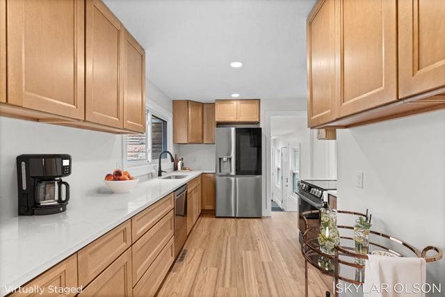 1924 Maryland Boulevard, Norton Shores City, MI 49441