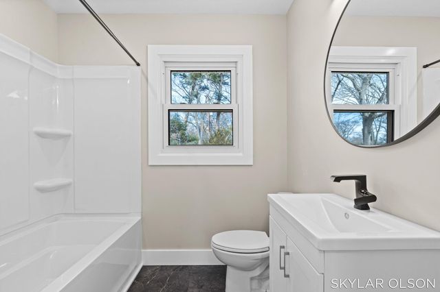 1924 Maryland Boulevard, Norton Shores City, MI 49441