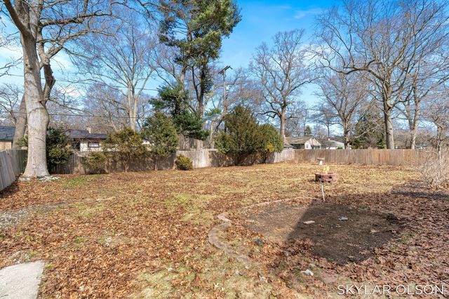 1924 Maryland Boulevard, Norton Shores City, MI 49441