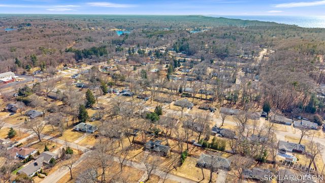 1924 Maryland Boulevard, Norton Shores City, MI 49441