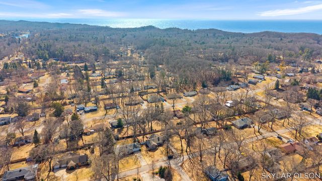 1924 Maryland Boulevard, Norton Shores City, MI 49441