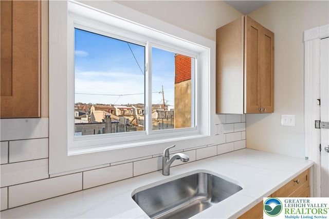 917 Spruce Street, Easton, PA 18042