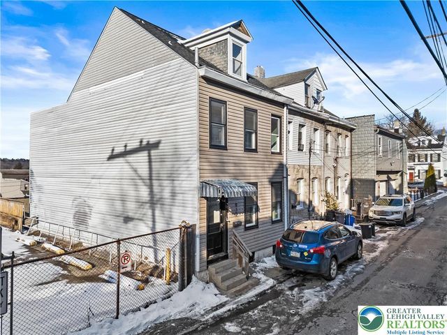 917 Spruce Street, Easton, PA 18042