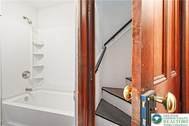 917 Spruce Street, Easton, PA 18042