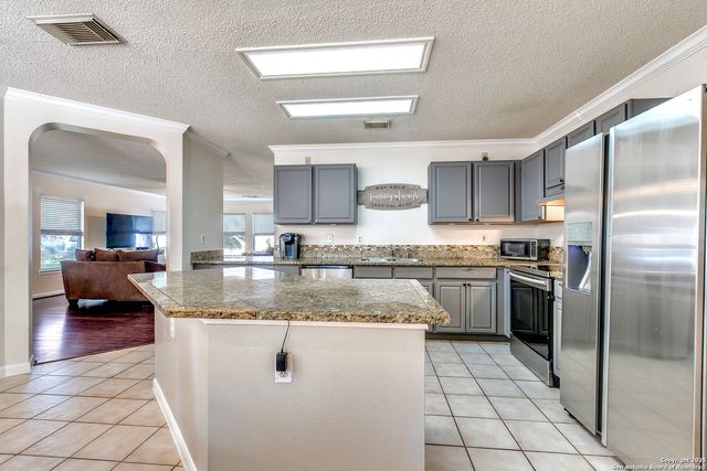 2106 Border Mill, San Antonio, TX 78230