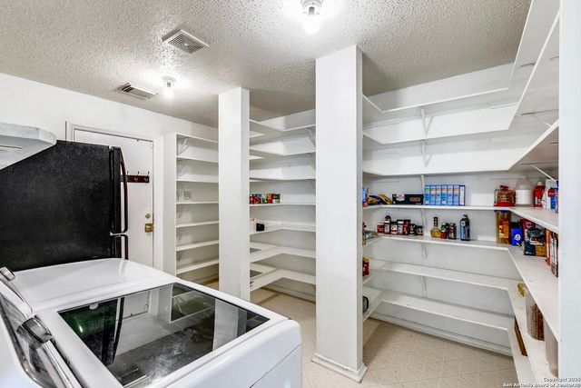2106 Border Mill, San Antonio, TX 78230