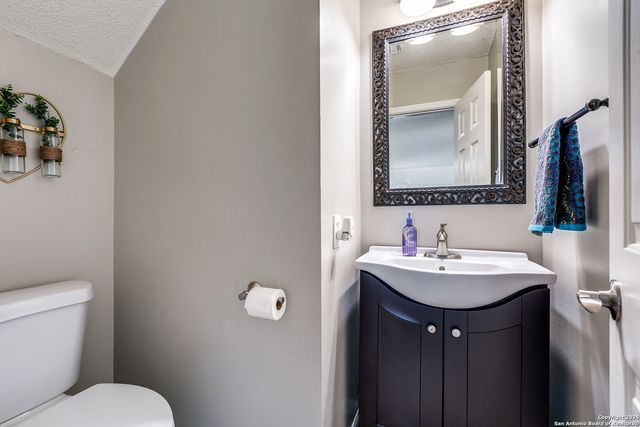 2106 Border Mill, San Antonio, TX 78230