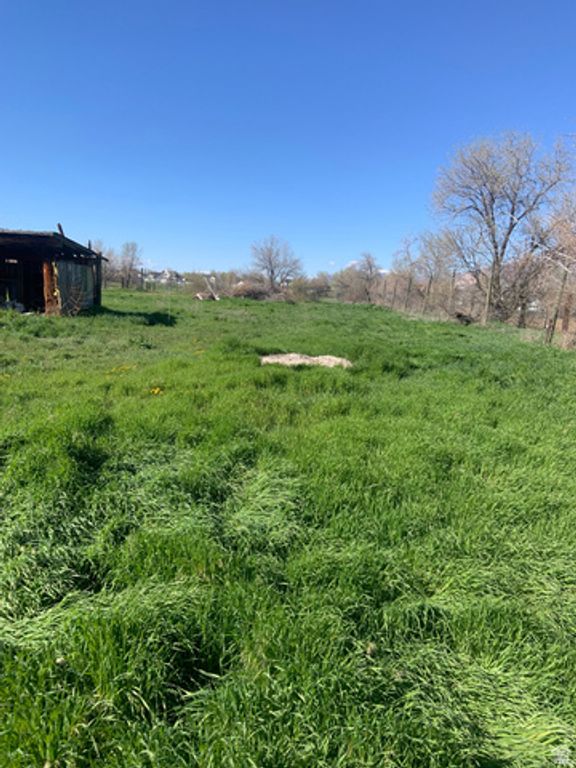 Image 3 of property listing at 2898 W NORTH PLAIN CITY RD, Plain City, UT 84404