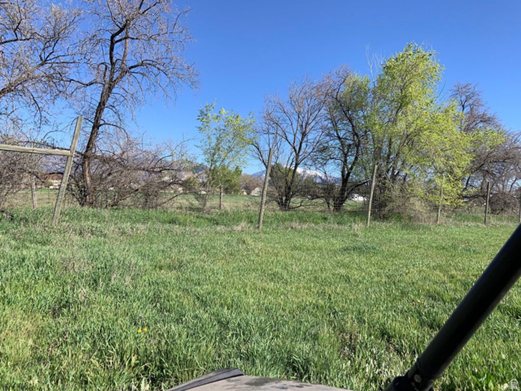 Image 5 of property listing at 2898 W NORTH PLAIN CITY RD, Plain City, UT 84404