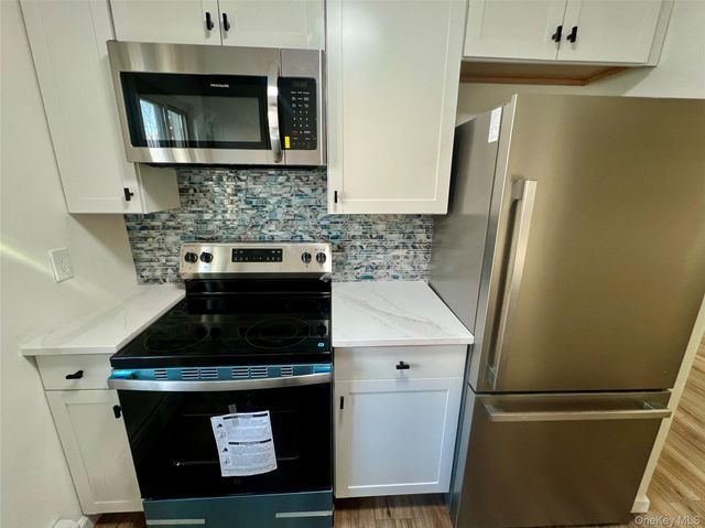 2449I Union Boulevard 34A, Islip, NY 11751