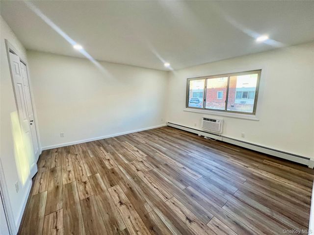 2449I Union Boulevard 34A, Islip, NY 11751