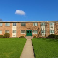 2449I Union Boulevard 34A, Islip, NY 11751