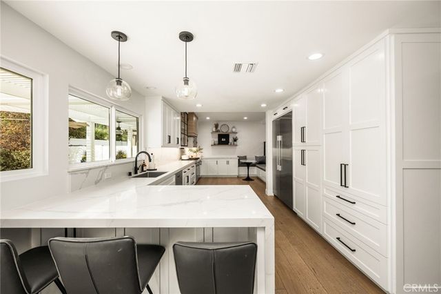 19321 Weymouth, Huntington Beach, CA 92646