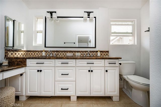 19321 Weymouth, Huntington Beach, CA 92646