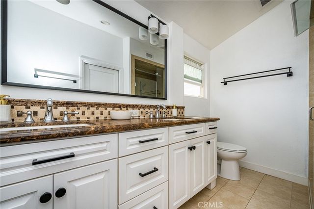19321 Weymouth, Huntington Beach, CA 92646