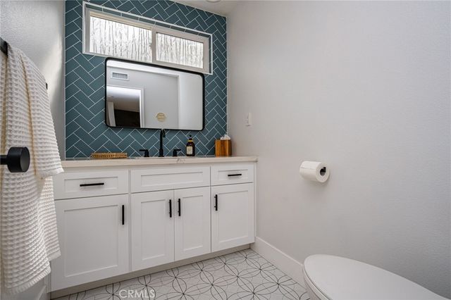 19321 Weymouth, Huntington Beach, CA 92646