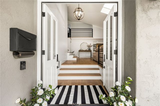 19321 Weymouth, Huntington Beach, CA 92646