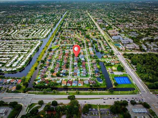 1318 SW 82 Terrace, North Lauderdale, FL 33068