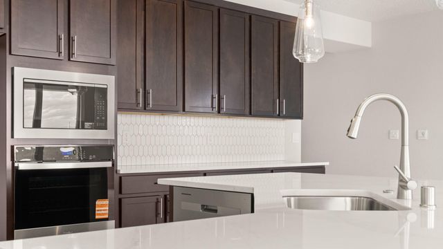 2443 Marble Avenue NE, Rio Rancho, NM 87144