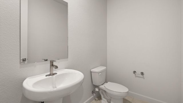 2443 Marble Avenue NE, Rio Rancho, NM 87144