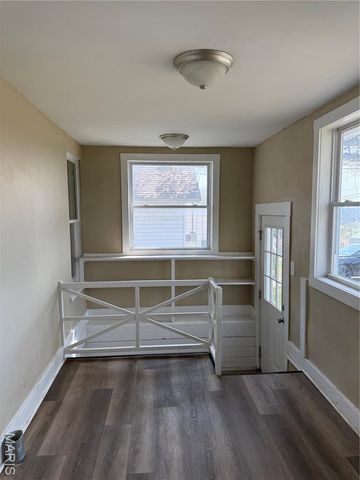 657 N Hawkins Avenue, Hannibal, MO 63401